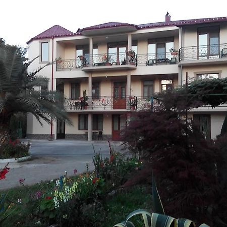 Guest House Vitali Gonio Exteriér fotografie