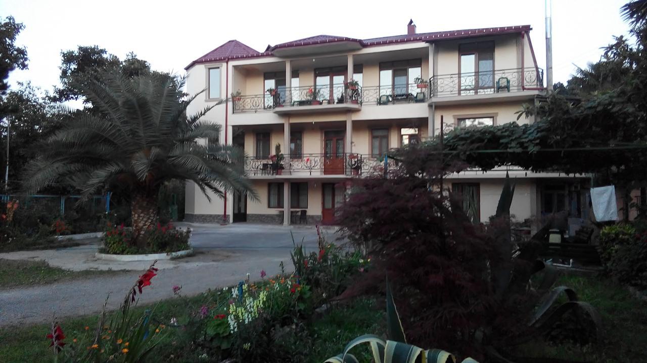 Guest House Vitali Gonio Exteriér fotografie