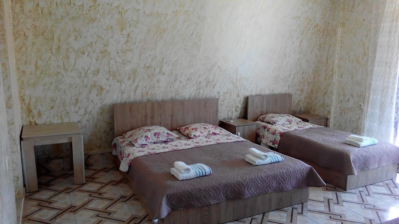 Guest House Vitali Gonio Exteriér fotografie