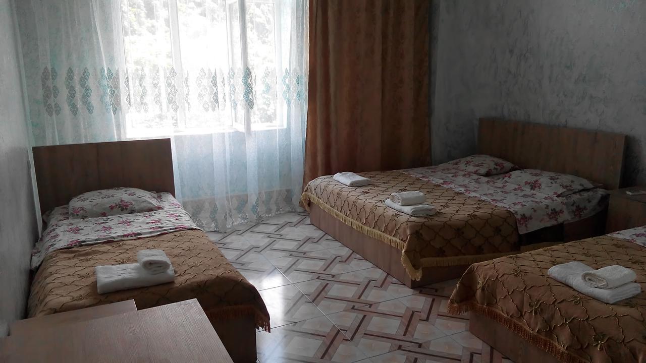 Guest House Vitali Gonio Exteriér fotografie