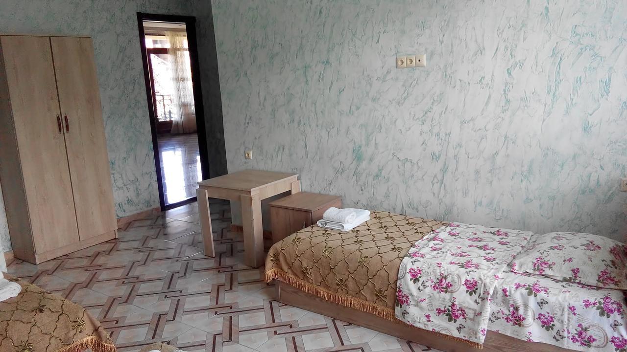 Guest House Vitali Gonio Exteriér fotografie